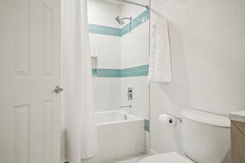 Central Scottsdale Haven Condo - image 2