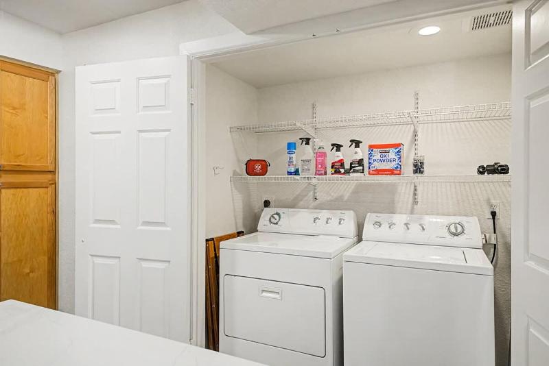 Central Scottsdale Haven Condo - image 9