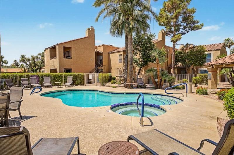 Central Scottsdale Haven Condo - image 20