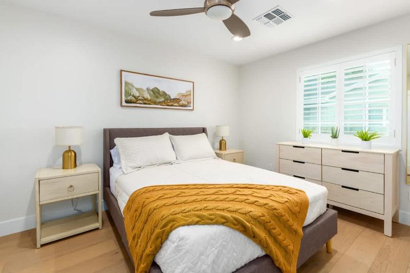 Casa Gia- Quiet Luxury Biltmore Area - Heated Pool - image 3