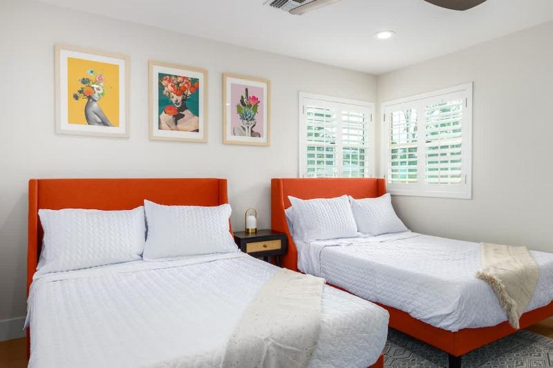 Casa Gia- Quiet Luxury Biltmore Area - Heated Pool - image 14