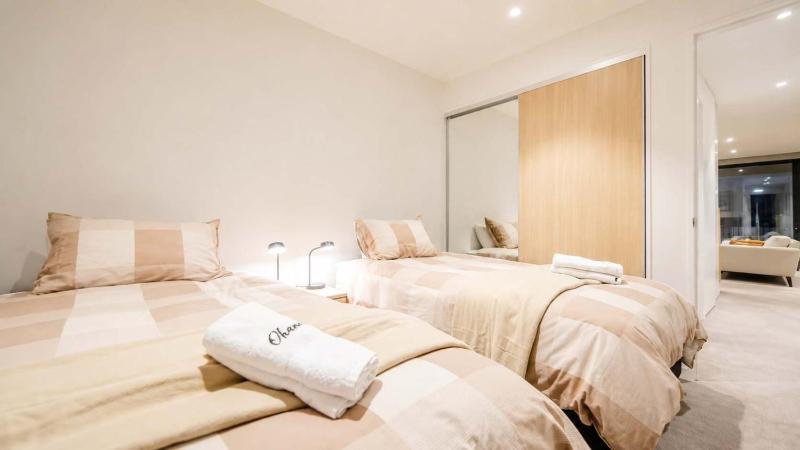 Bright 2 Bedroom Apartment in Central Christchurch - image 4