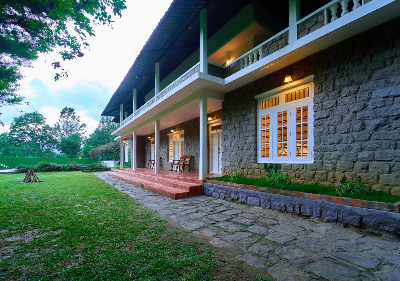 Ministers Mansion Kanthalloor Pool Resort by VOYE HOMES - image 45