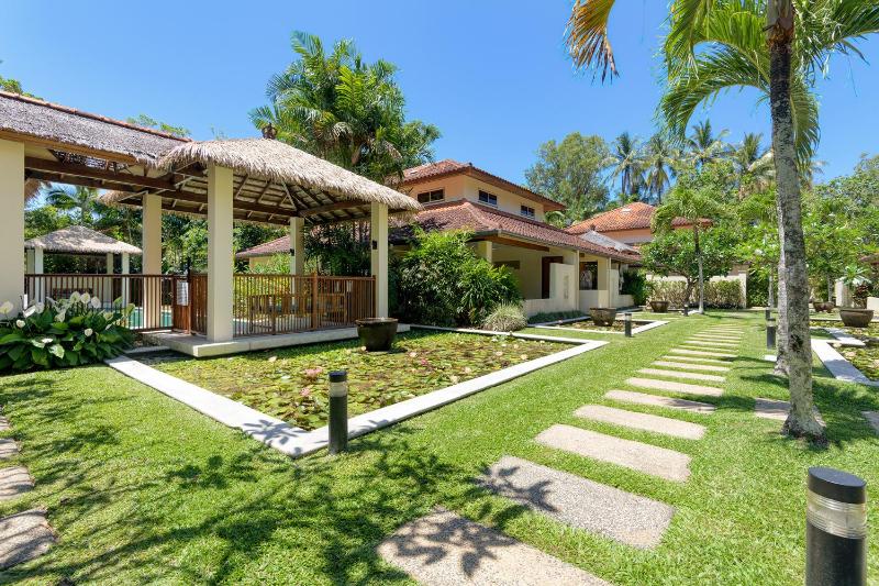 Surya Villa 1 - On Four Mile Beach - image 23