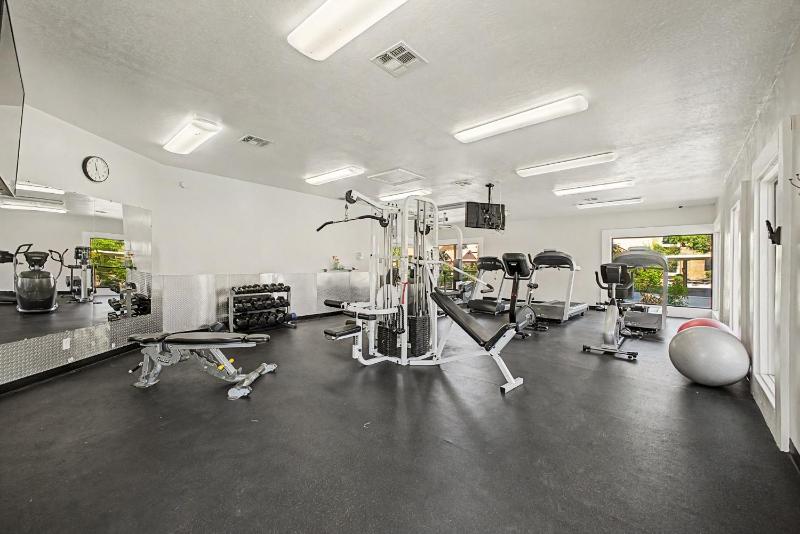 Central Scottsdale Haven Condo - image 33