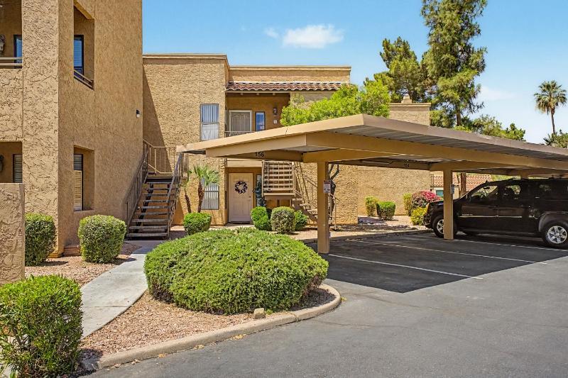 Central Scottsdale Haven Condo - image 5