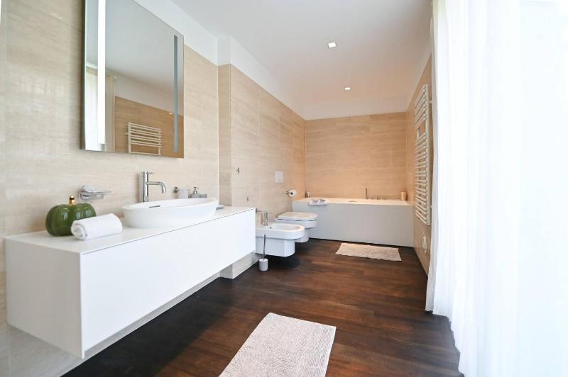 Luxury Corba Lake View Apartment with Terrace - image 26