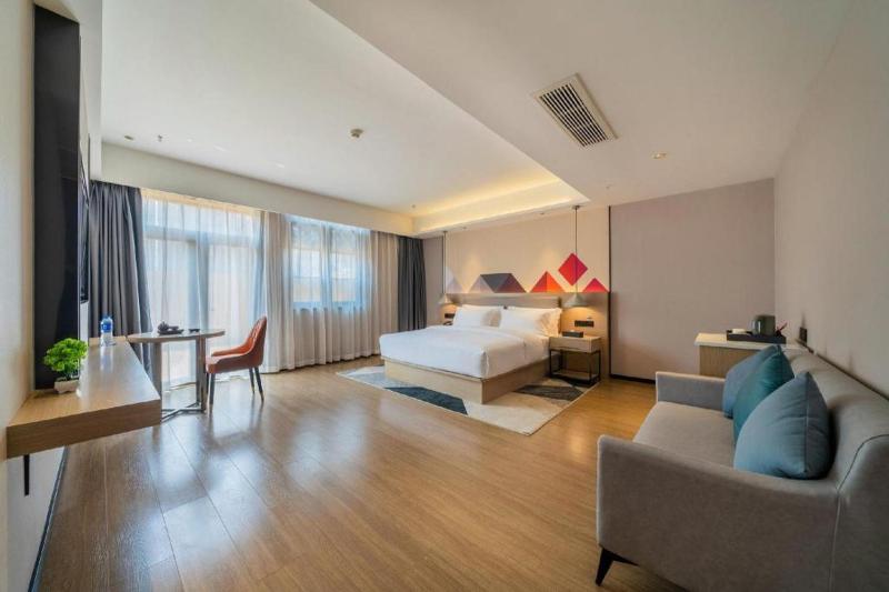Borrman Hotel Chongqing Auto Expo Sanya Bay Light Rail Station - image 19