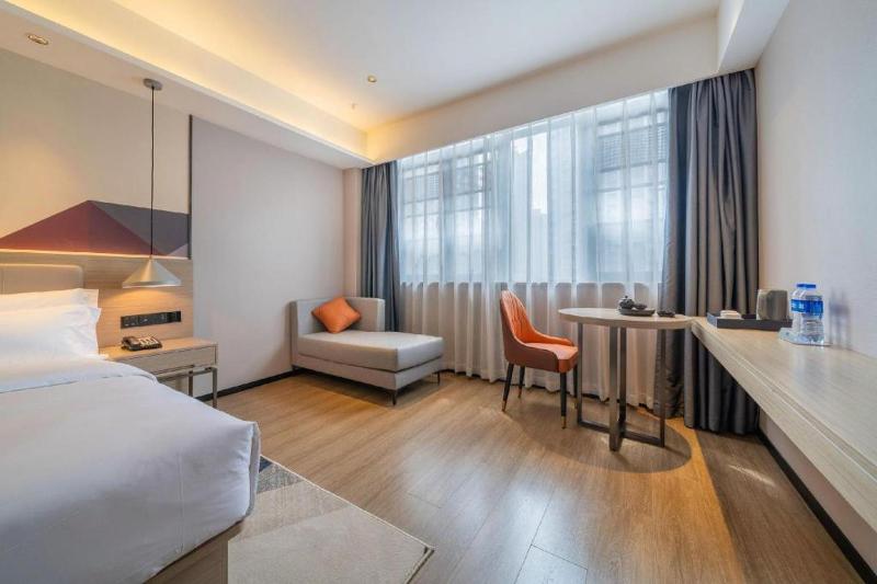 Borrman Hotel Chongqing Auto Expo Sanya Bay Light Rail Station - image 33