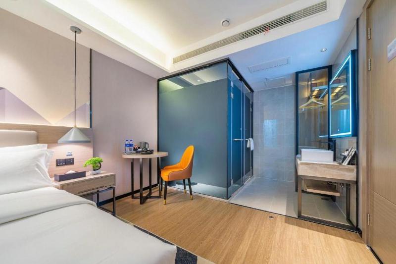 Borrman Hotel Chongqing Auto Expo Sanya Bay Light Rail Station - image 36