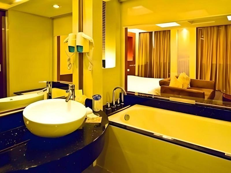 Friendship Hotel - image 15