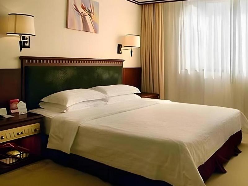 Friendship Hotel - image 14