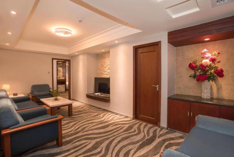 Friendship Hotel - image 42