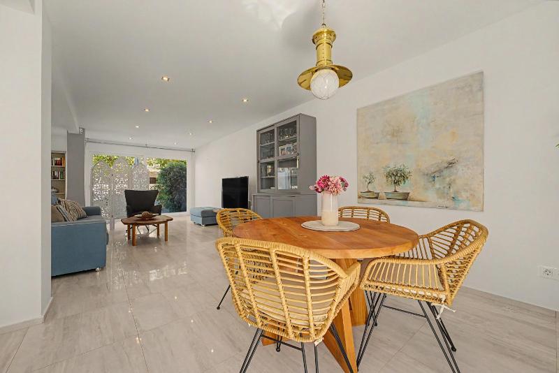211 Beach house - image 27