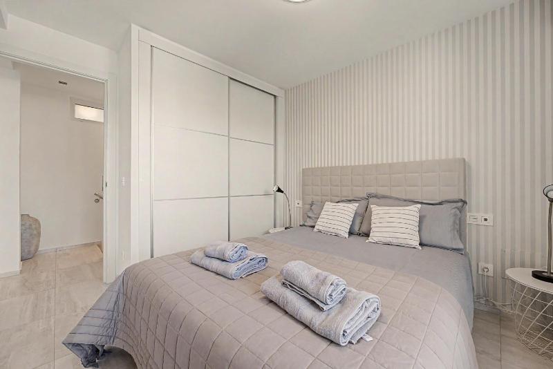 211 Beach house - image 10