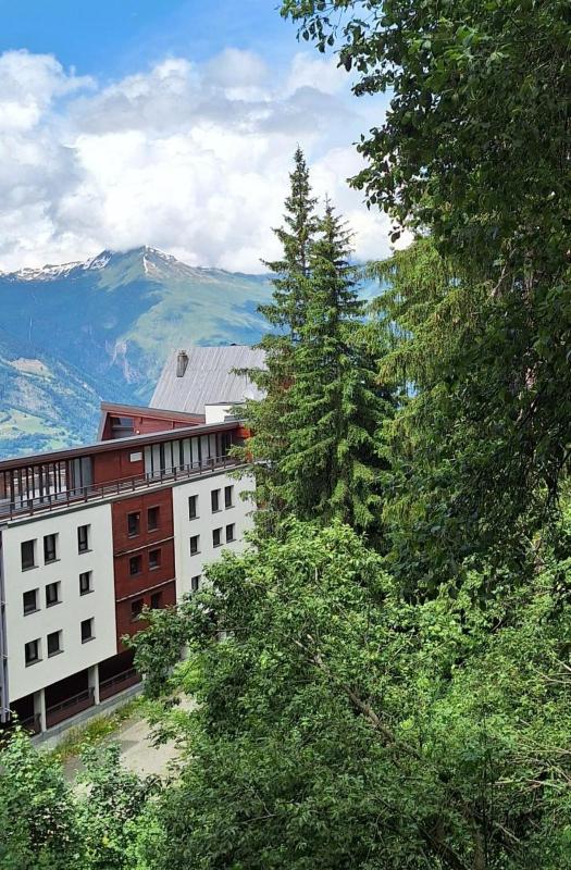 Cosy 3-room apartment near the Arc 1800 ski area - image 8