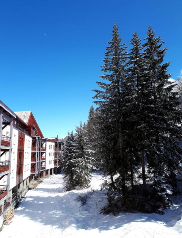 Cosy 3-room apartment near the Arc 1800 ski area - image 20