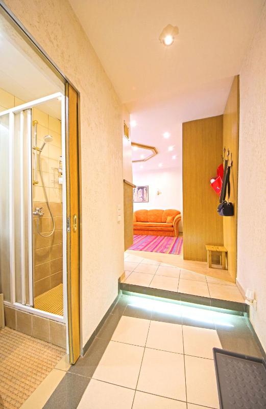 Studio Apartment Near Old Town & Station - image 15