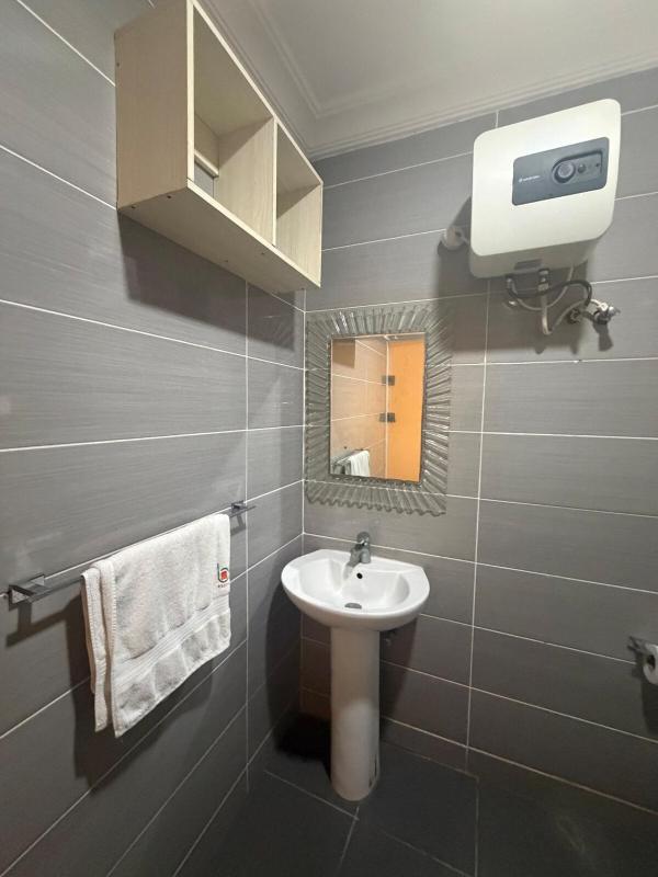 Max Etoile - 2 Bedroom Apartment Lekki Phase 1 - image 9