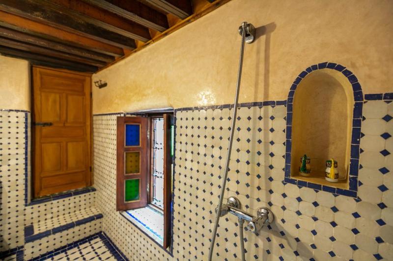 Dar Ras Jnan -luxury stay - rooftop - image 9