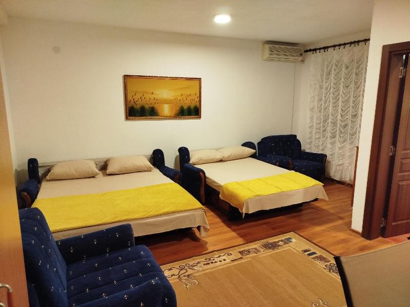 Elizabeta apartments - image 13