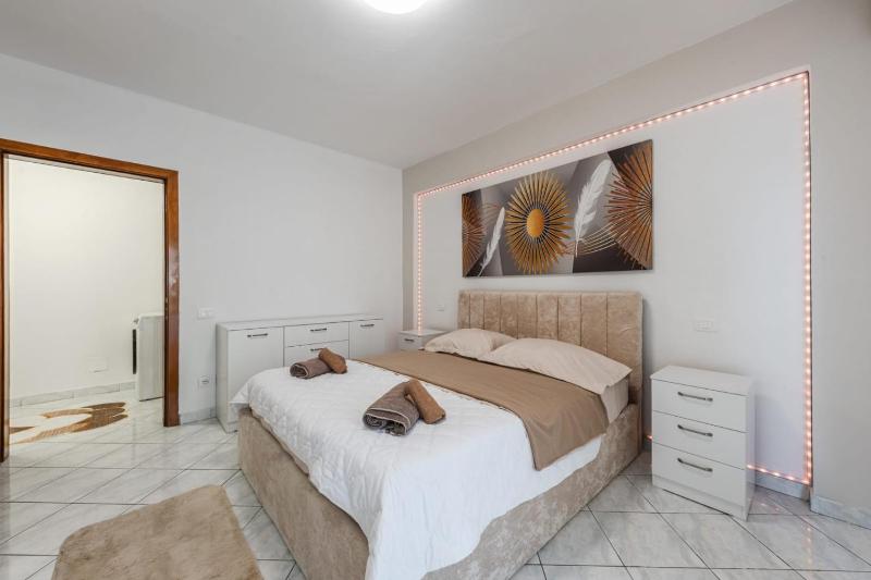 Sea View Apartments Durres - image 2