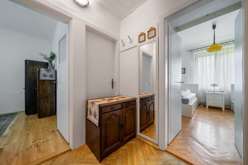 RentPlanet - Apartament Szymanowskiego - image 2