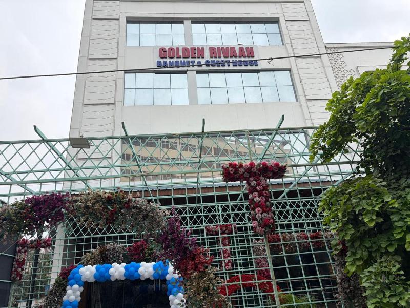 PLAY HOTEL GOLDEN RIVAAH Indirapuram - image 1