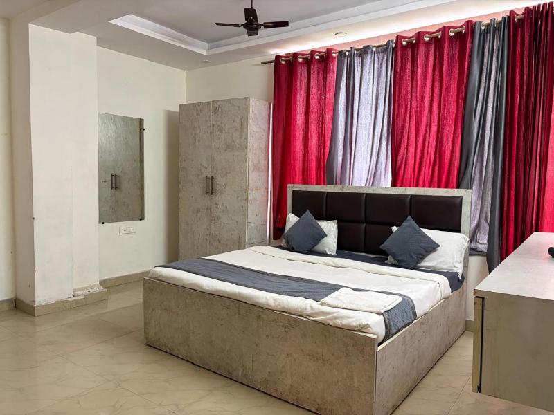 PLAY HOTEL GOLDEN RIVAAH Indirapuram - image 13