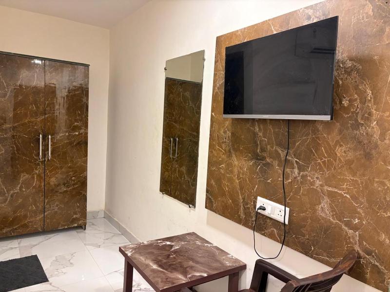 PLAY HOTEL GOLDEN RIVAAH Indirapuram - image 6