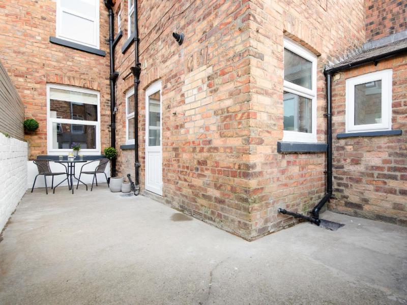 46 Ashville Avenue - image 7
