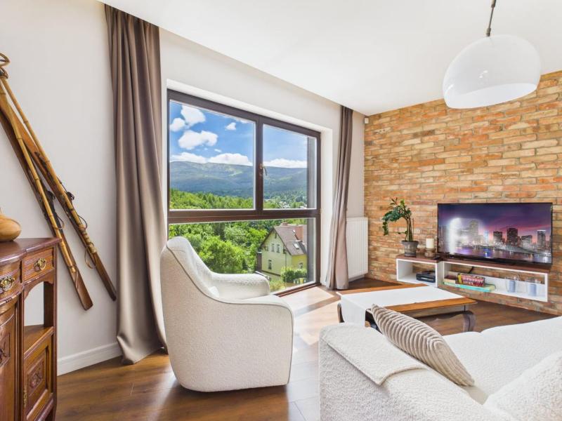 Apartament Panorama Gór - centrum miasta z widokiem na Szrenicę - image 1
