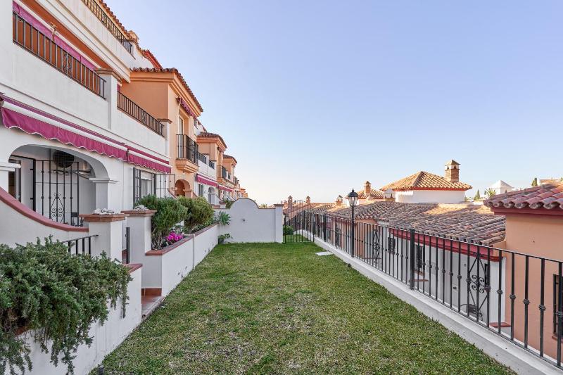 Superb Apartment Nerja - image 19