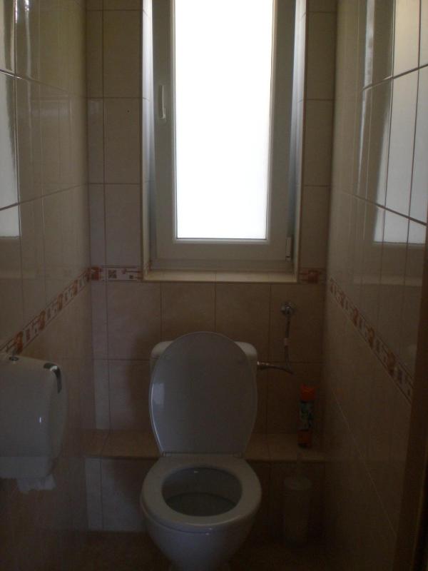 Triple Room with City View image 3