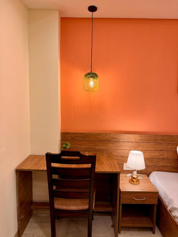 Luxury 1BHK on Golf Course Road with Self Check In - image 47