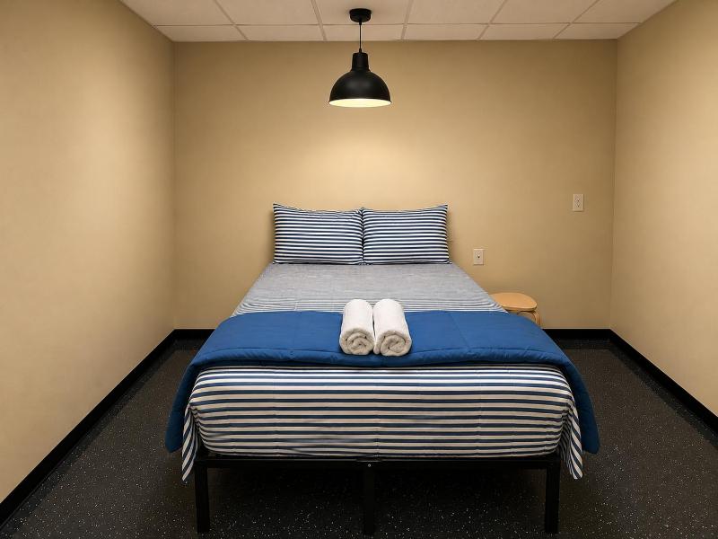 101 HOTEL MANHATTAN - Little Italy SOHO NOHO LES East Village Chinatown - 1 GIG Internet 12Inch Mattress Hardsurface Floors - image 16