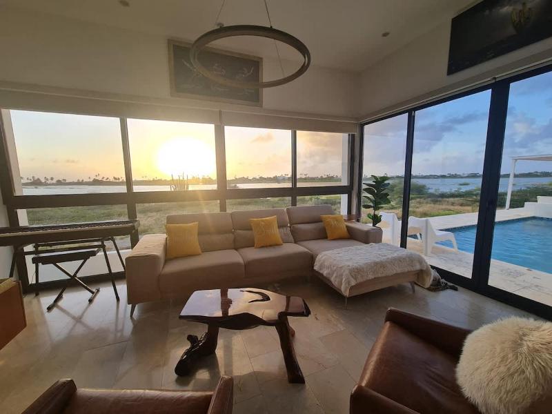 Private 4BR Villa-Close2 BEST Beaches-Pool-SunsetV - image 14