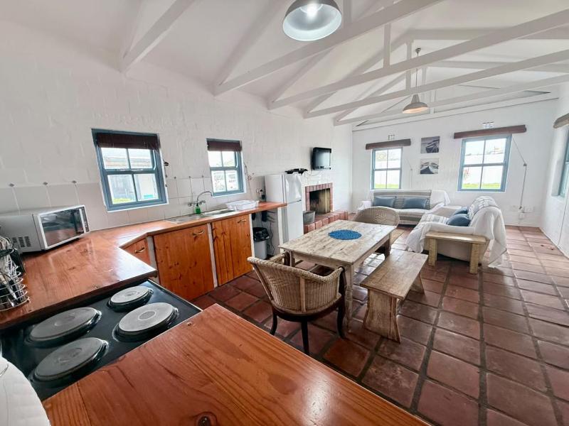 Coast Cottages Langebaan - image 8