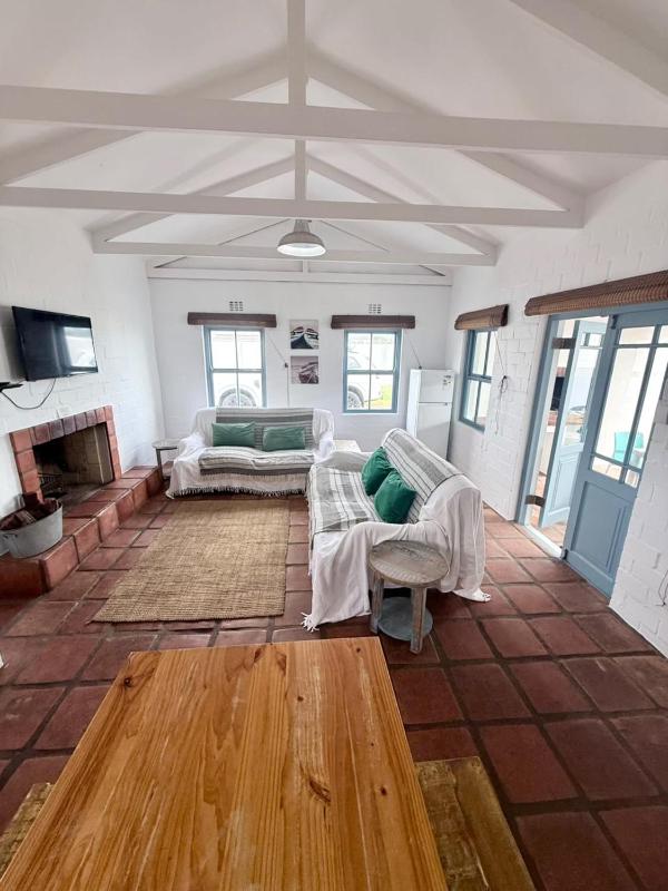 Coast Cottages Langebaan - image 13
