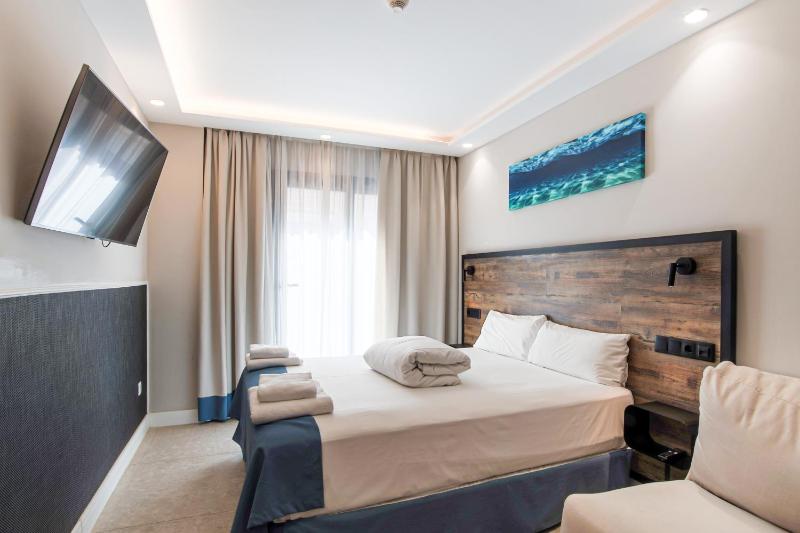 Posidonia Aparthotel - image 15