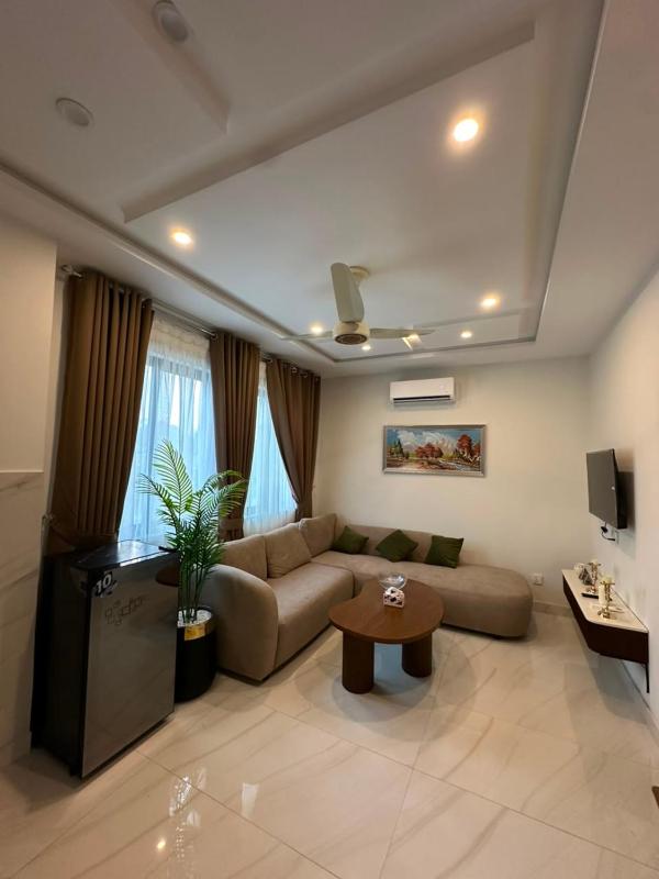 Modern 1BHK Apartment DHA Netflix Secure - image 5