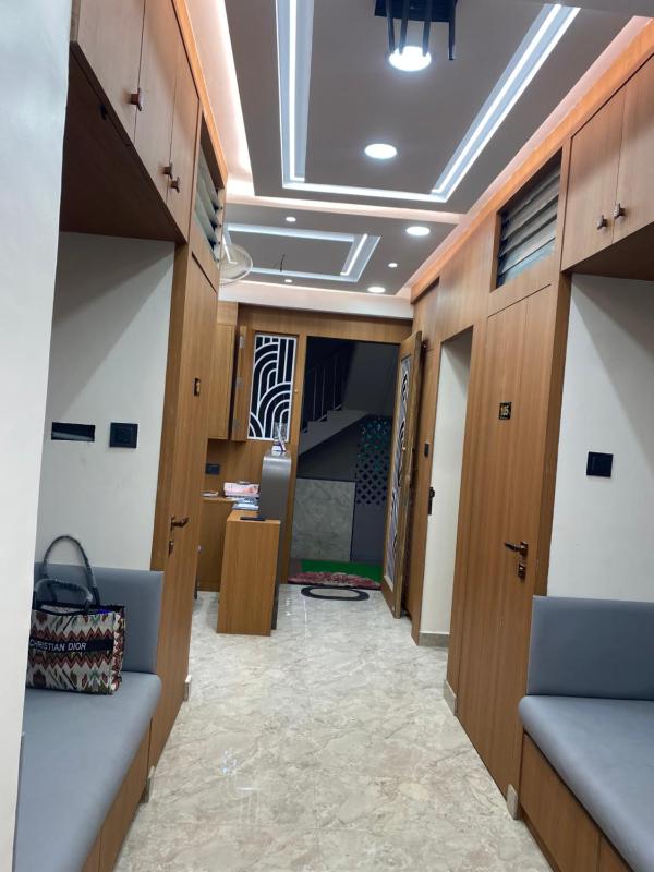 Narayan Executive Aurangpura Gulmandi - image 13