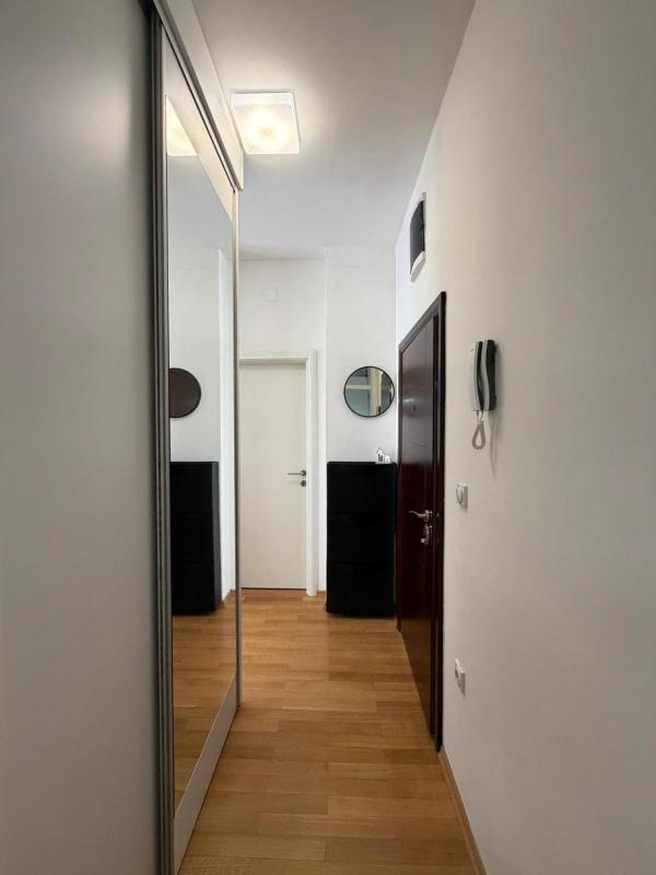 City Point Apartment - image 9