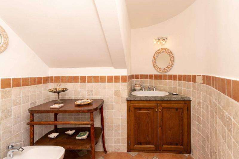 Antique Villa Lucia by Feeling Italy in Town Center with Pool Sea Views and Daily Housekeeping - image 14