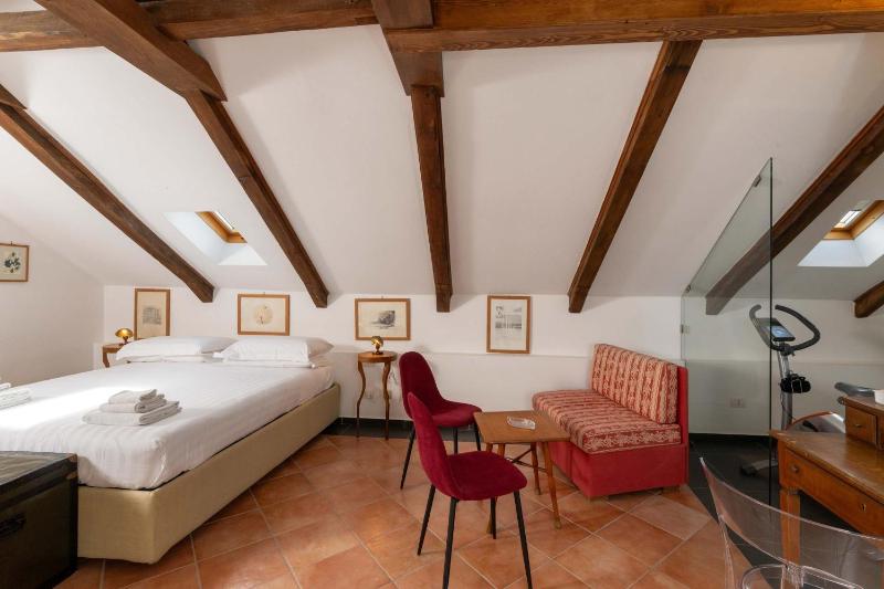 Antique Villa Lucia by Feeling Italy in Town Center with Pool Sea Views and Daily Housekeeping - image 30