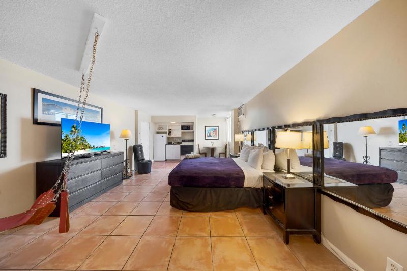 RoofTop Resort - Adults Only - Clothing Optional - Hollywood Beach - image 21