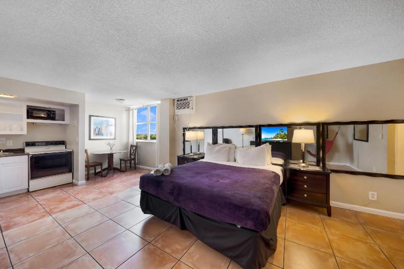 RoofTop Resort - Adults Only - Clothing Optional - Hollywood Beach - image 20