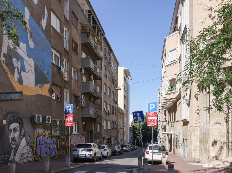 City Hill Apartment - image 15