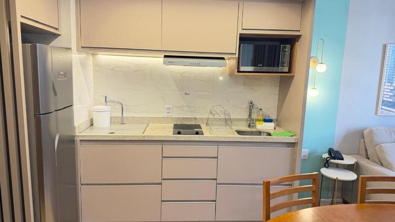 Blend Marista Luxo! Ar no quarto e na sala! Cozinha pra Café da manhã ou buffet na mesma torre! Restaurante em frente e Empório Prime na esquina! - image 7