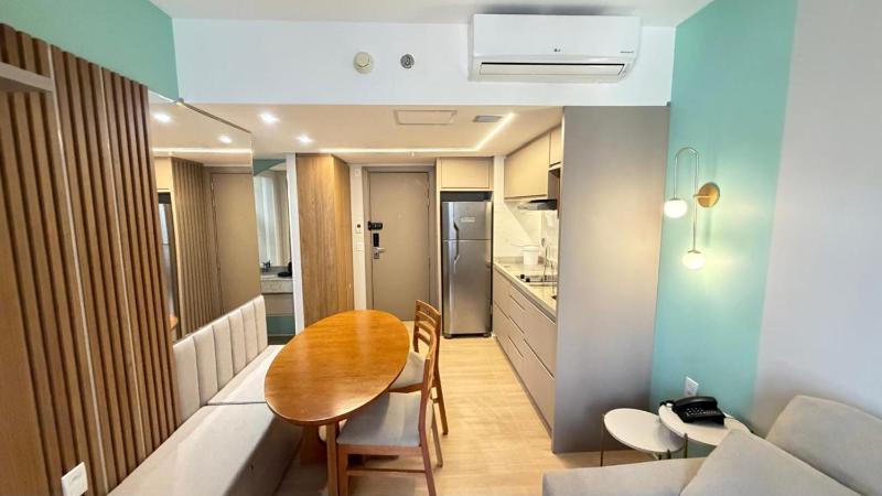 Blend Marista Luxo! Ar no quarto e na sala! Cozinha pra Café da manhã ou buffet na mesma torre! Restaurante em frente e Empório Prime na esquina! - image 12